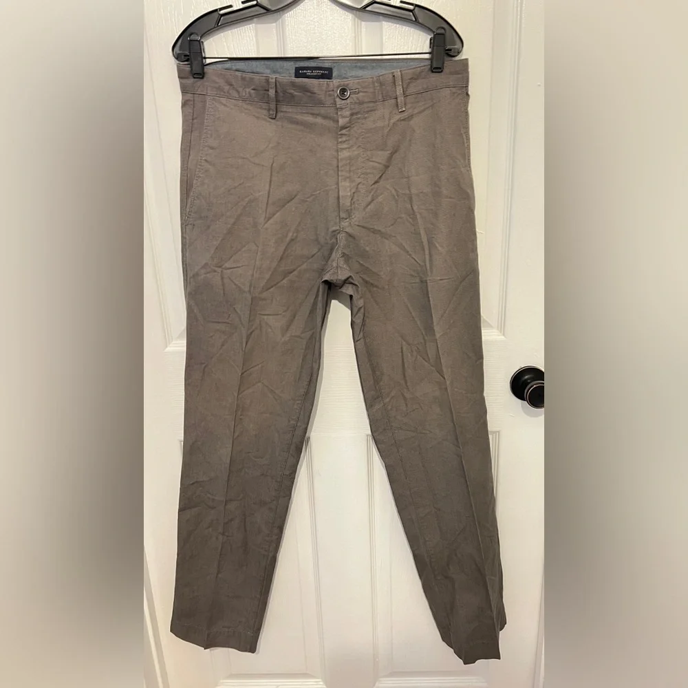 BANANA REPUBLIC Men’s Gray Houndstooth Straight Fit Pants Size 31x32